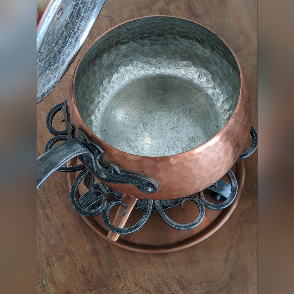 MID CENTURY SWISS MADE COPPER SAUCEPAN ON STAND/fondue set, saucepan with - Picture 4 of 12